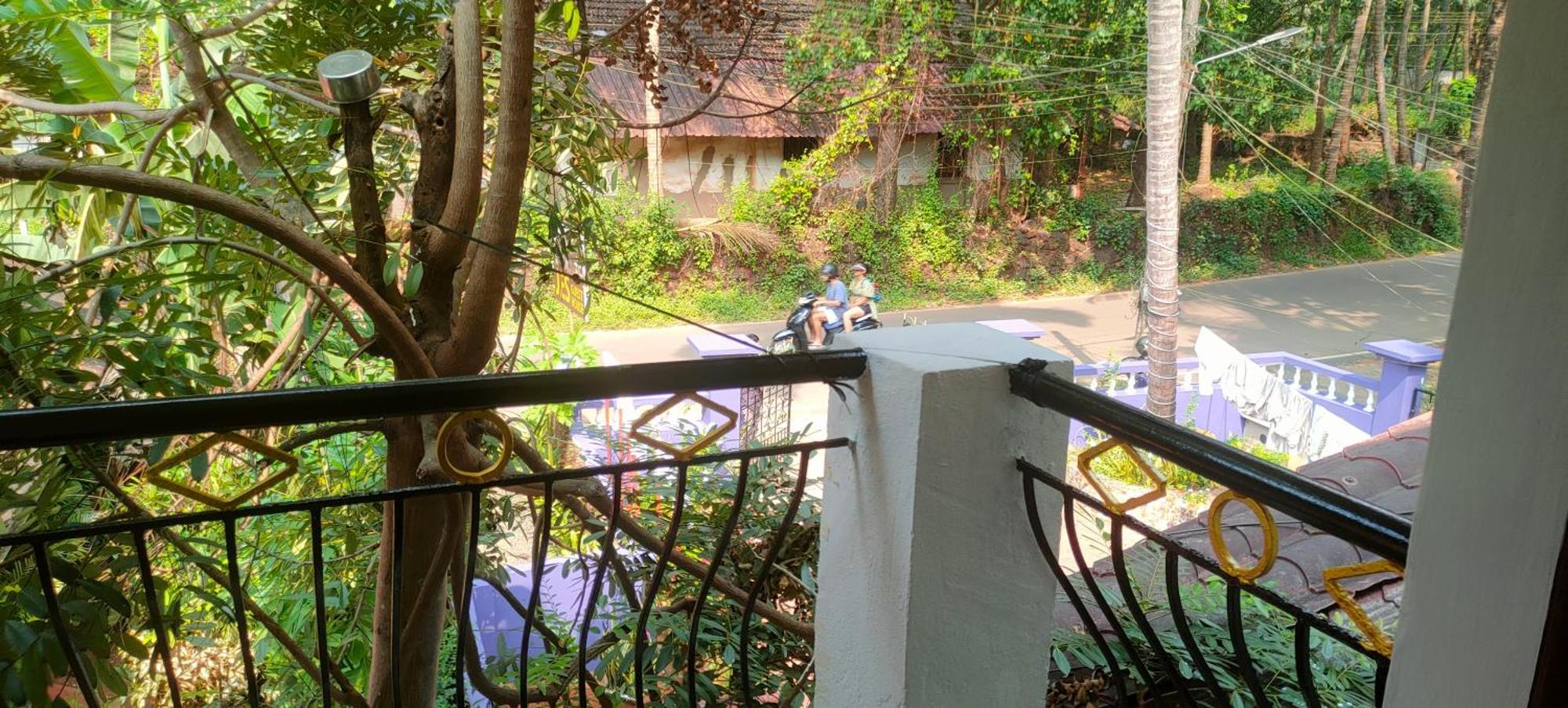 מיורדה Jes Guest House מראה חיצוני תמונה