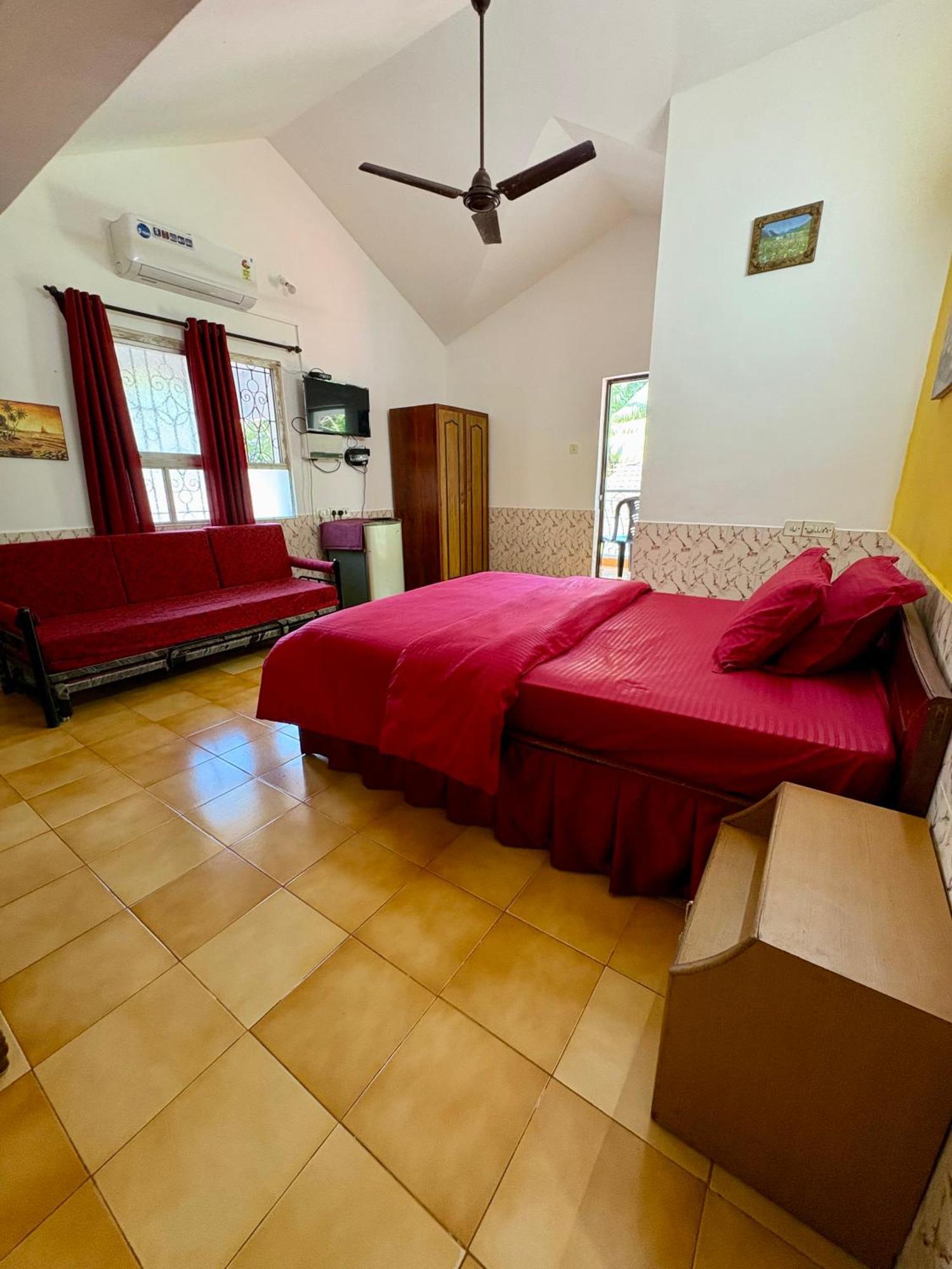 מיורדה Jes Guest House מראה חיצוני תמונה
