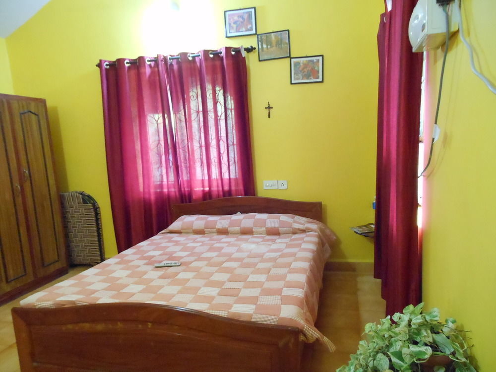 מיורדה Jes Guest House מראה חיצוני תמונה