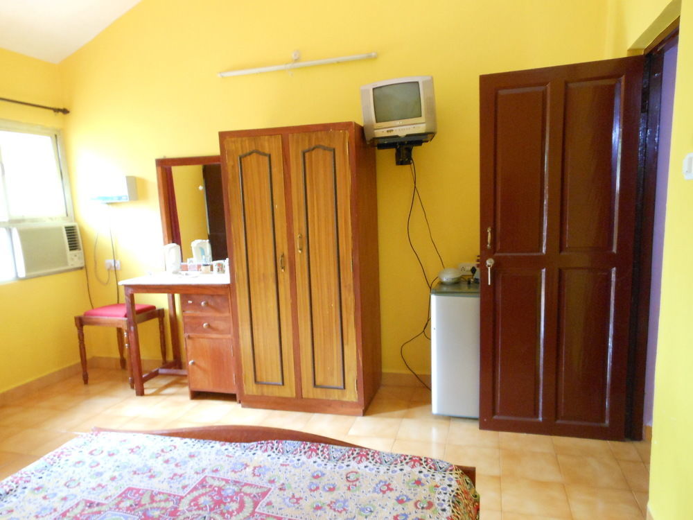 מיורדה Jes Guest House מראה חיצוני תמונה