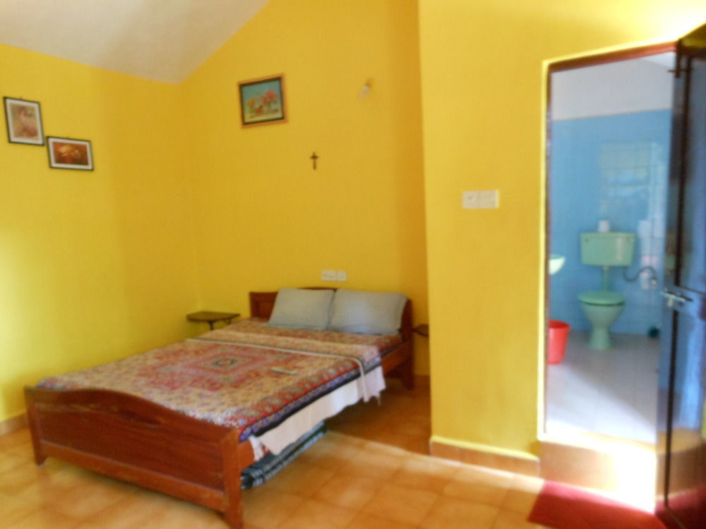 מיורדה Jes Guest House מראה חיצוני תמונה