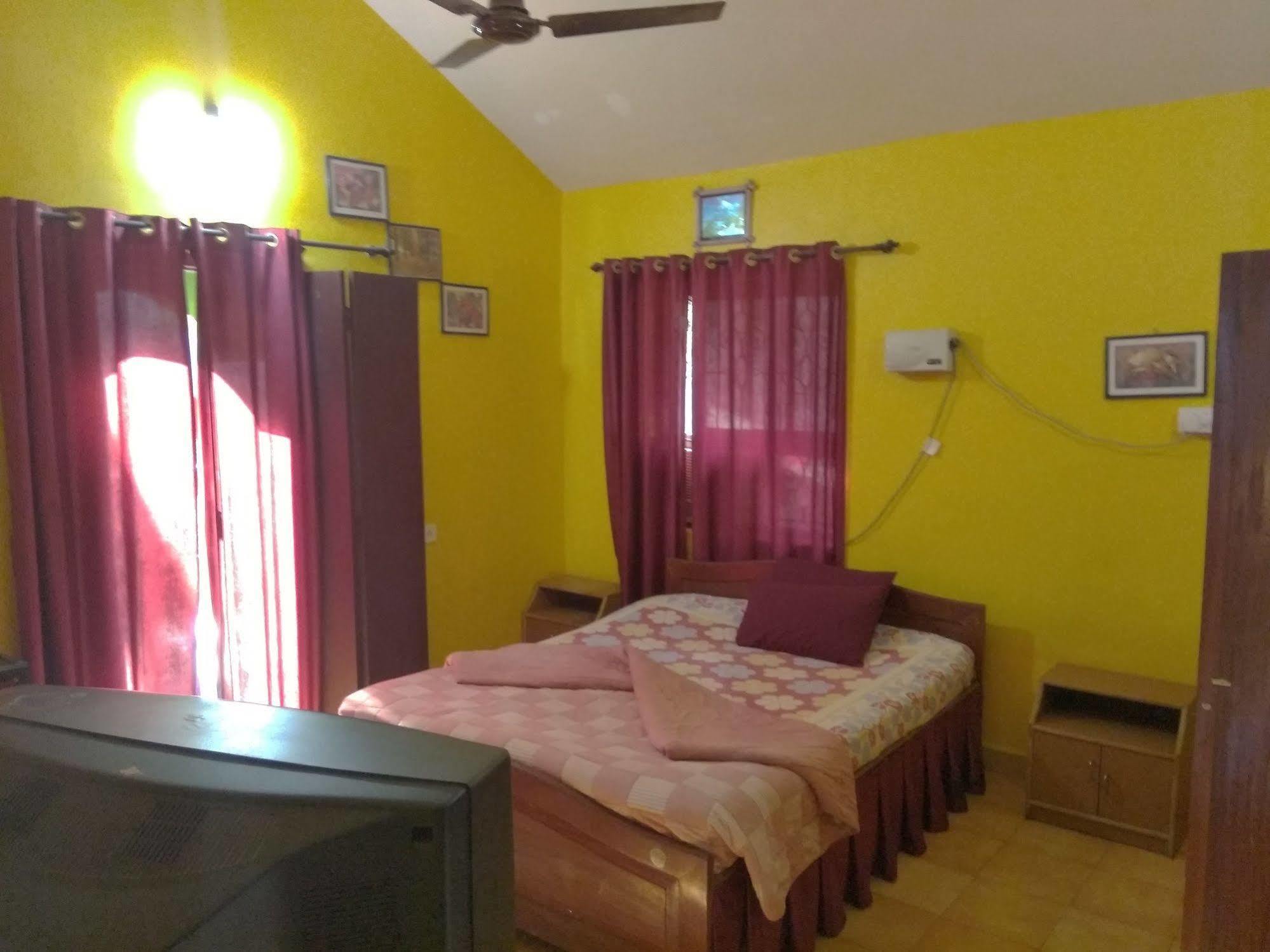 מיורדה Jes Guest House מראה חיצוני תמונה