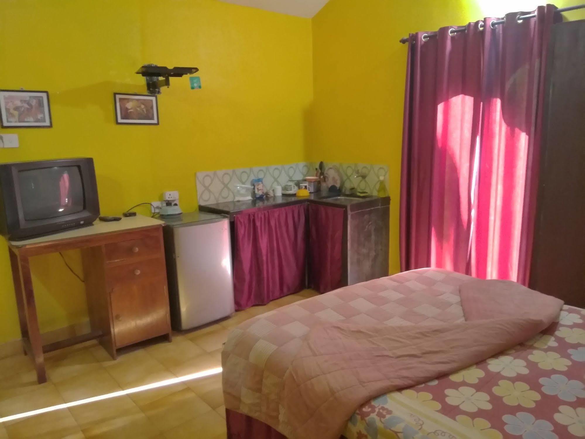 מיורדה Jes Guest House מראה חיצוני תמונה