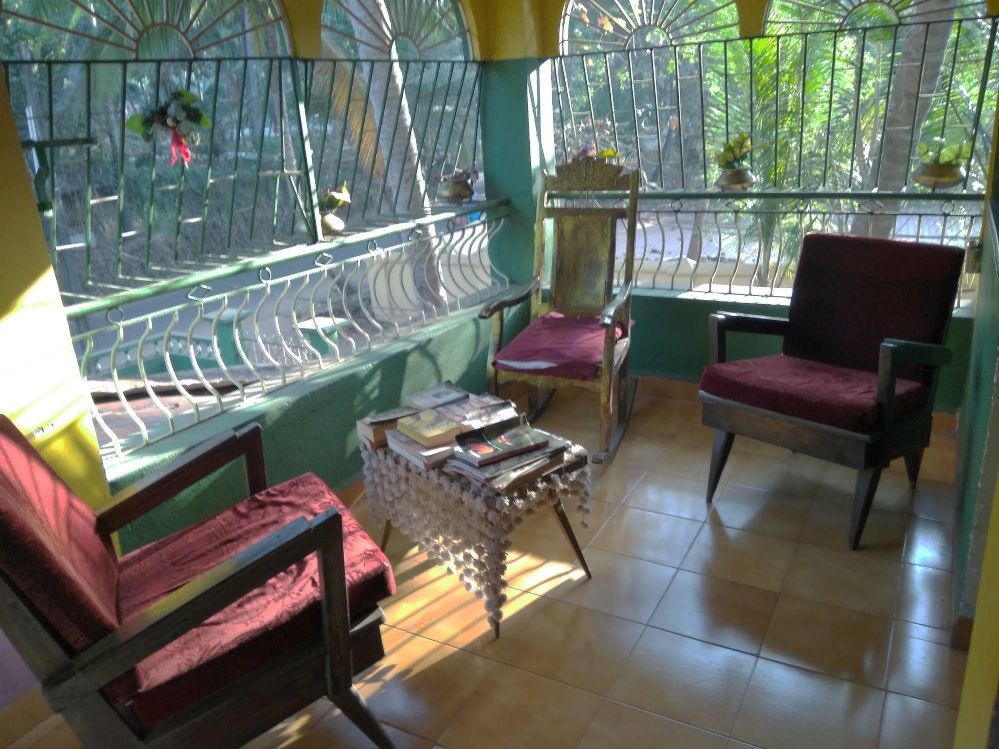 מיורדה Jes Guest House מראה חיצוני תמונה