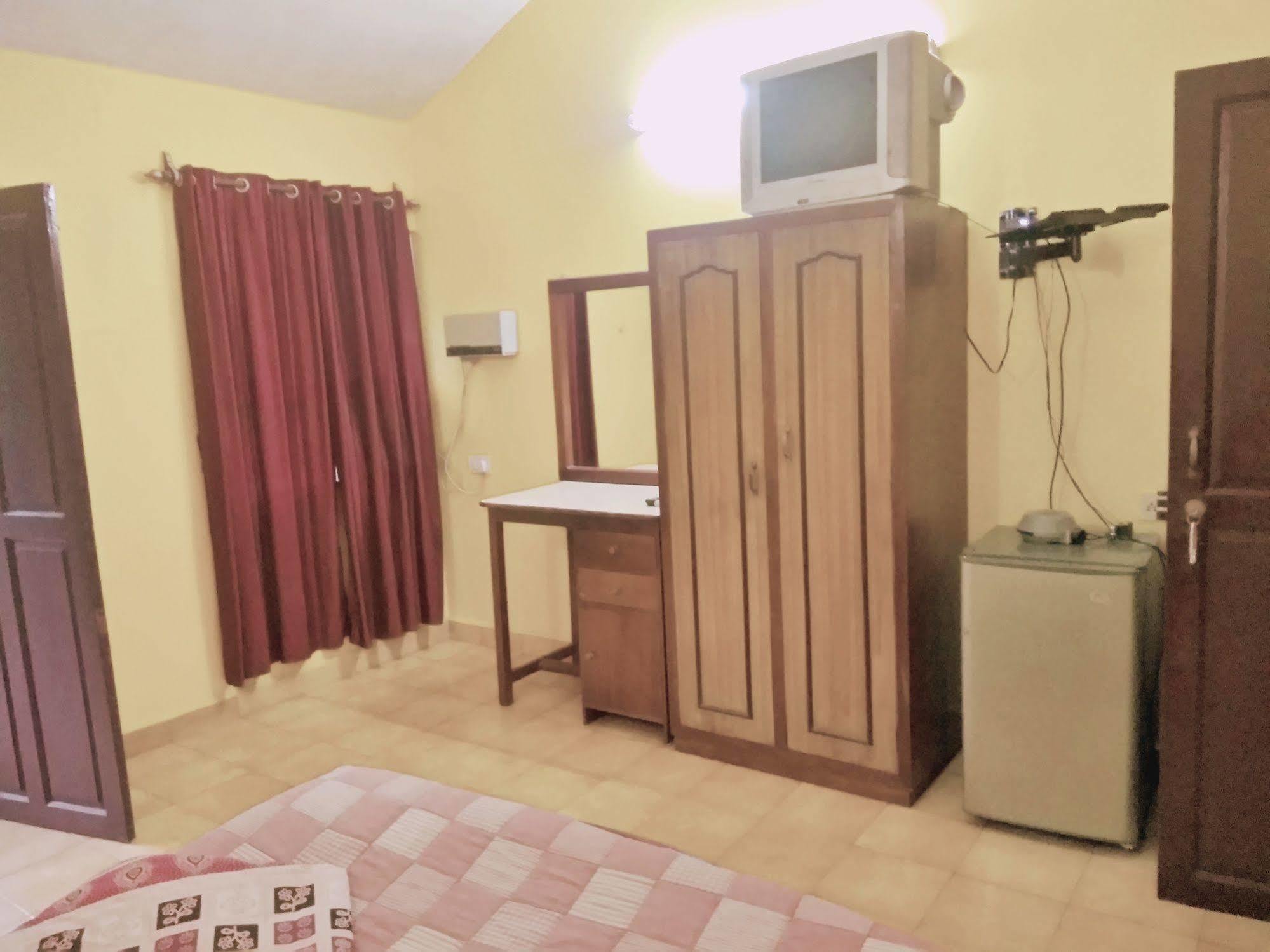 מיורדה Jes Guest House מראה חיצוני תמונה