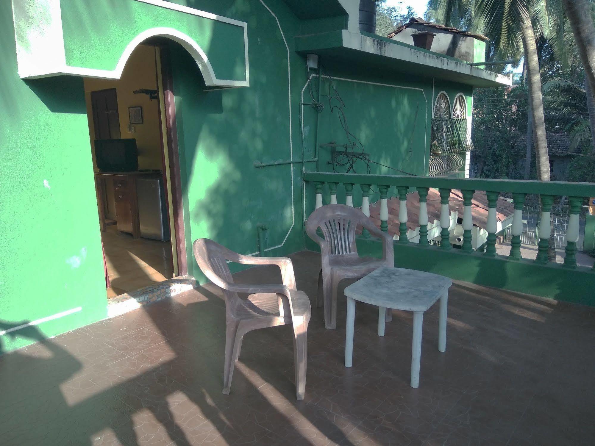מיורדה Jes Guest House מראה חיצוני תמונה